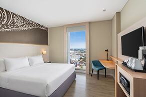 Mercure Solo