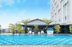 Mercure Solo