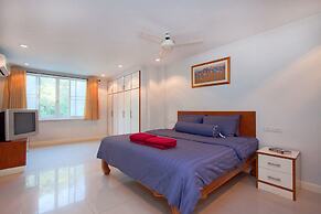 Argyle Apartments Pattaya