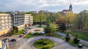 Gotthard Therme Hotel