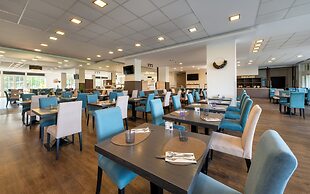 Gotthard Therme Hotel