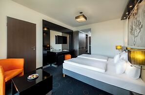 Gotthard Therme Hotel