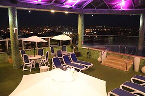 Hotel Luxsur