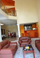 Sugandi Inn