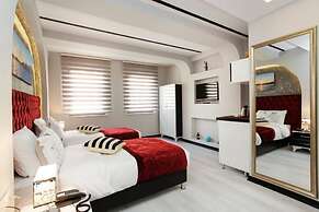 Taksim Doorway Suites