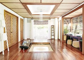 Nay Palad Hideaway