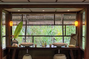 Nay Palad Hideaway
