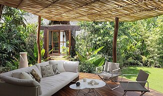 Nay Palad Hideaway