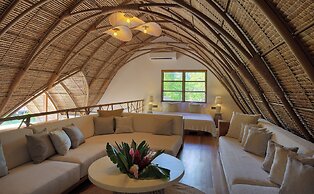 Nay Palad Hideaway