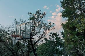 Green Forest Villa