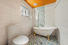 Green Forest Villa