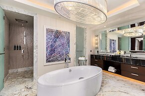 Hilton Dubai Al Habtoor City