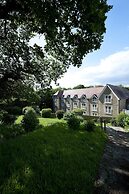 The Caledonian Island Hotel