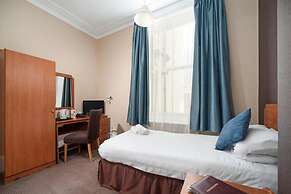 The Caledonian Island Hotel