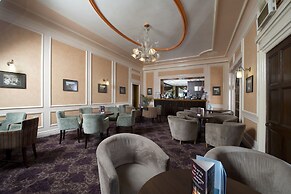 The Caledonian Island Hotel
