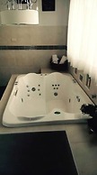 Hotel V