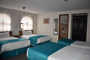 Colonial Plaza Hotel