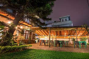 Sommerschield Guest House & Restaurant