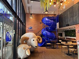 Kokotel Bangkok Surawong