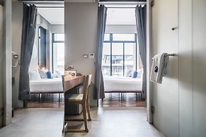 Kokotel Bangkok Surawong