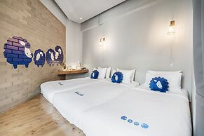 Kokotel Bangkok Surawong