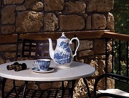 Roes Suites