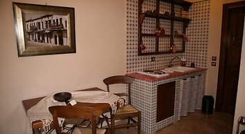 Roes Suites