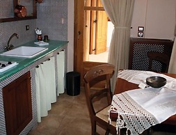 Roes Suites