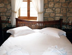 Roes Suites