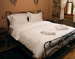 Roes Suites
