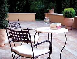 Roes Suites
