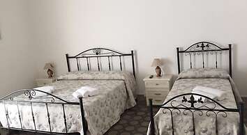 varcOrtigia Bed and Breakfast