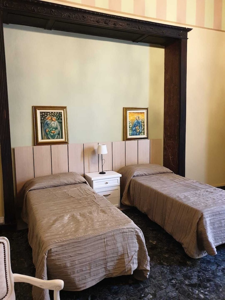 varcOrtigia Bed and Breakfast