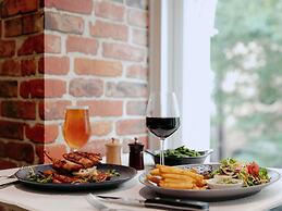 Ibis Styles Brisbane Elizabeth Street