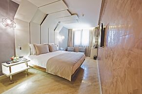 Maroon Hotel Pera
