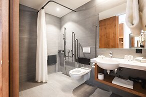 Hotel one66