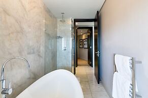 Lions Eye Luxury Apartments