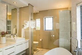 Lions Eye Luxury Apartments