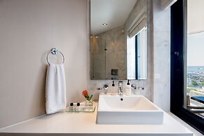 Lions Eye Luxury Apartments
