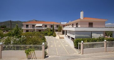 Kyniska Hotel