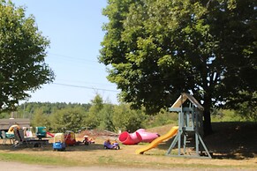 Black Lake Cabins