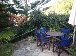Hotel Nostos