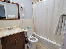 Cobourg Inn