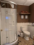 Madeira Park Oceanview Suites