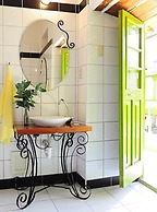 Niños Hotel Meloc