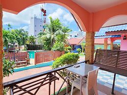 Phaithong Sotel Resort