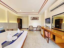 Phaithong Sotel Resort