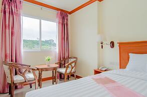 Phaithong Sotel Resort