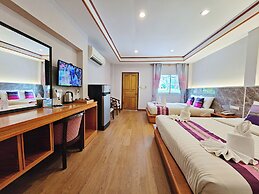Phaithong Sotel Resort