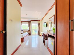 Phaithong Sotel Resort